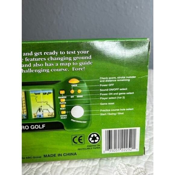 Pro Golf Electronic LCD Video Game Dual Screen MGA-810B Uses AAA Batteries - Picture 7 of 7
